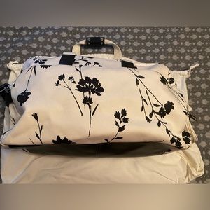 Away Weekender canvas duffel bag EUC